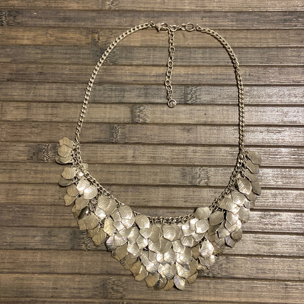 C 1946 Silver Tone Multilayer Leaf Bib Necklace Adjustable Length